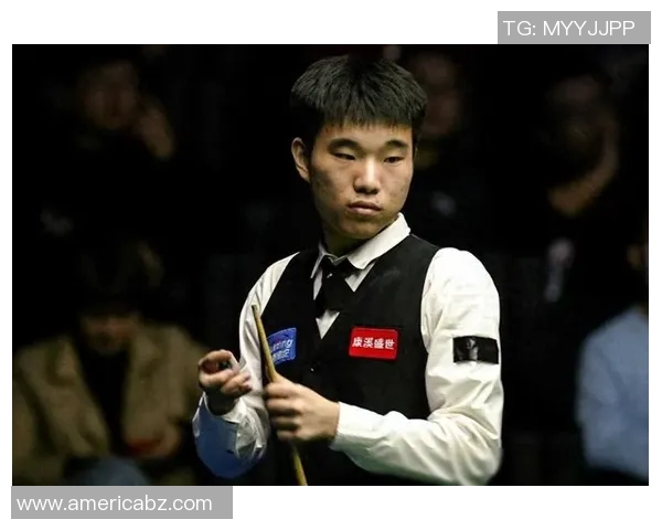 吾米提江助力上海海港逆转局势展现强大实力与团队合作精神