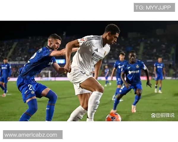 贝林厄姆精彩远射助力皇马夺得关键胜利展现超强实力